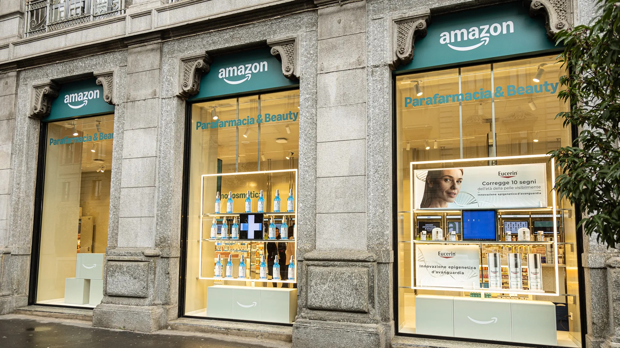 Primo negozio Amazon a Milano